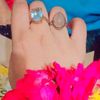 iram.hand.queen1