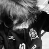 4ku_ly8