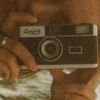 📷.