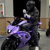 barney.r7