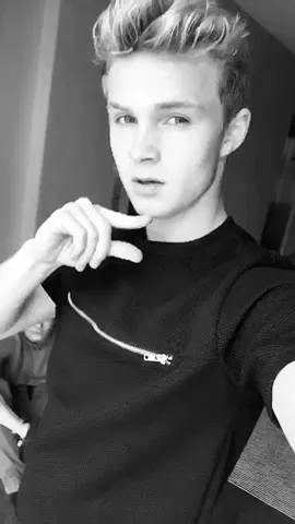She gotta say please🤘🏽 @nathantriska 