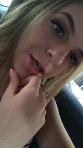 quem aí já me segue no Instagram?? (@lorellavertac) ✨♥️✨