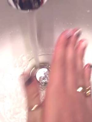 Love this gel nail polish 