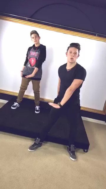  Knoche Brothers Gettin' Groovy 💎 @hunterknoche #GroovyChallenge #ChangeChallenge #FeatureMe #Dance