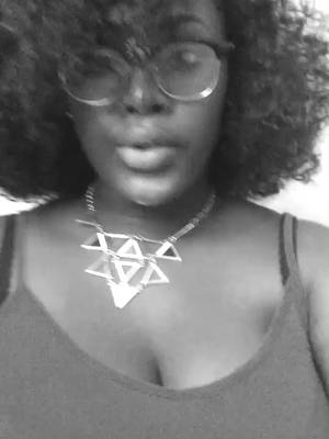 Fooling around 😏😏