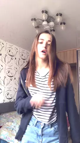 приветики 💘🙈скажите честно,чем вам нравятся мои ролики?☺️