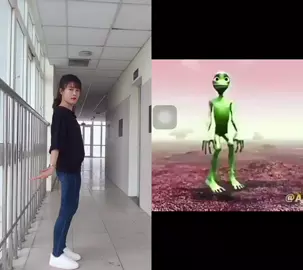 #duet cùng với @Dương Lan Anh điệu nhảy người ngoài hành tinh 🤣🤣