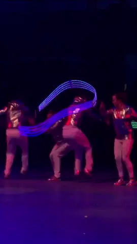 Check out my friends KILLIN IT at #SeaWorld! FOLLOW #FlightCrewJumpRope on IG #jumprope #talent #lit