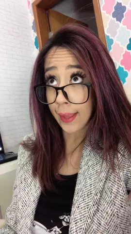 #umasériedubladapormim #pudim #batomatrevido #comédia #comedy Quando sua mãe desconfia até da sombra