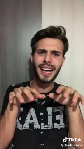 Mori🙎🏻♂️ o biondi🙍🏼♀️? Come sono i tuoi capelli? #storiesdamore Challenge! @claudio.sibilia ��