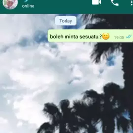 Oh angin :') bisikan padanya ku cintaa diaaa:)