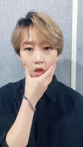 #느와르 #noir #김대원 #kimdaewon #막내 병아리  한마리 잡았어요 ㅋㅋ