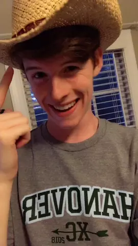 Omg I’m a cowboy😂😊 #JdrouFam #ForYou #Country #CowBoy #mpt