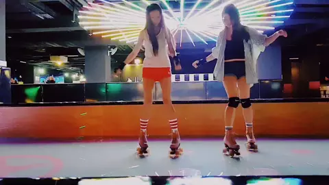 아장아장 다운타운 스텝 연습중💦 Practicing Downtown💦 #rollerskates #롤러스케이트 #롤러댄싱 #롤러잼 #다운타운 #고효주 #rollerjam  #