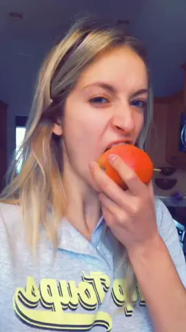 Comment your favorite fruit 🍎 #foryou #tiktok #foryoupage #trend #saratiofficial #apple #lol
