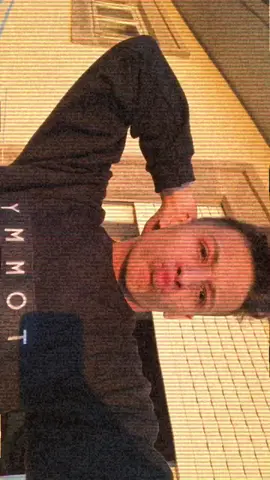 Si le nombre de likes de ce tiktok etais ton salaire ,tu gagnerais combien ? ✨ (Perso:0€ 😭  #foryou
