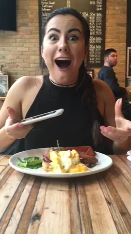 Ruining my friends food photos 😂😭 #ukcomedy #uktalent #prank #mush