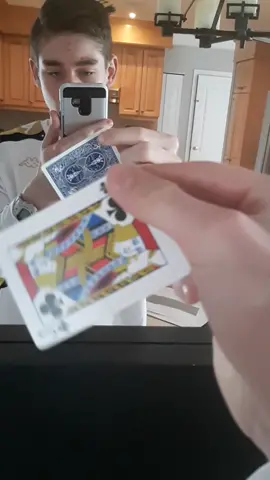 mirror challenge  #mirror #magictrick#playingcards #amazingmagic #useyourcards #foryoupage#magician