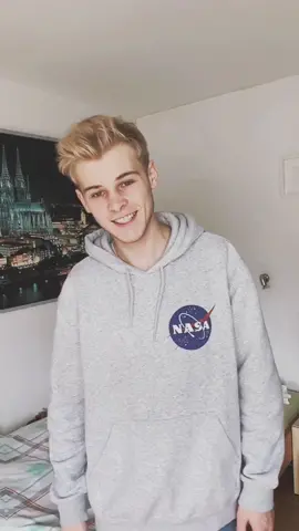 gehe um 21 Uhr live (24. Mai)🙌🏼🥳 wer kommt mal vorbei?😏🔥