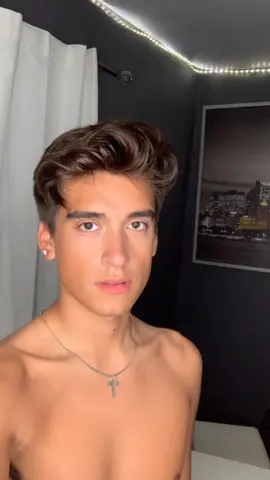 Tall boys are my biggest weakness 😍🥰🌷#foryoupage #foryou #fyp #featurethis #featureme
