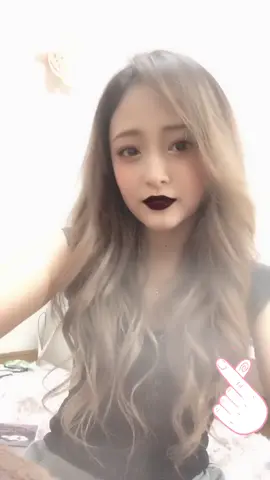化粧超薄め💄 いろんな化粧試してみたいお年頃😤 今回とくにガッツリ化粧するまでの用事がなかっただけ笑 #リップチェンジ