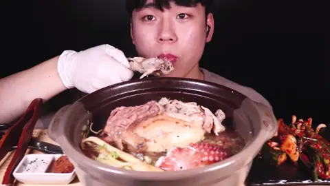 풀영상은 유튜브로 오세요 #먹방 #asmr #mukbang #먹방asmr #mukbangkorea #korea #삼계탕 #문어 #전복 #Samgyetang #octopus