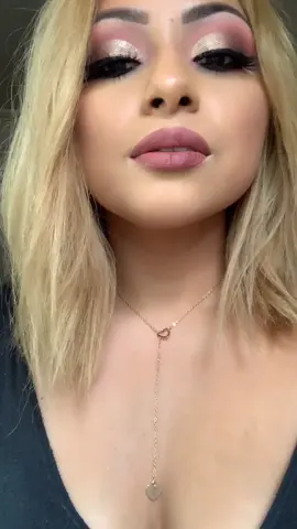Who is she?! New hair color DIY on my YouTube channel💋 #newhair #blondehair #foryoupage #foru