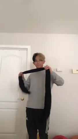 how ya’ll look when you get “shocked” with the scarf thingy
