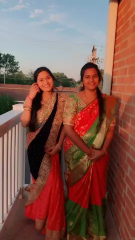 #saree#showoff anamaaata😁#roja#paruvamvanaga#sareelove#traditional#telugusong#tamilsong#ceaserbannu