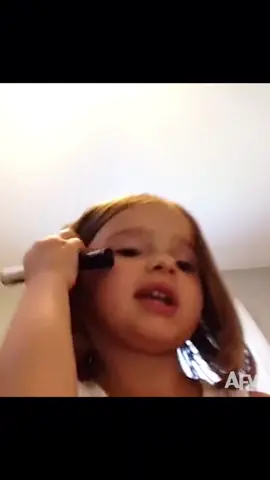 i left my phone in my sisters room and came back to this #omg #highnote #foryoupage #afv 😂