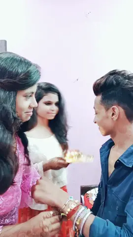 meri pyaari Do choti bhen ❤❣❤#follow #foryou #support #slowmo #heart #Love #like #support #me