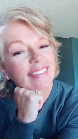 Be the reason someone smiles today! Love you guys! Keep Tik Toking!! #laugh #livelifetothefullest