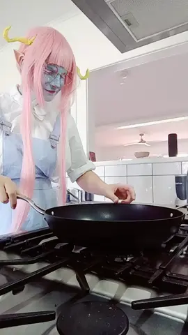 Cooking for the family #mummafern #thefernfamily #fernoc #occosplay #cosplay #monsteroc #oc