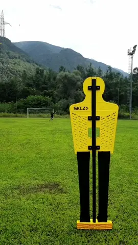Cecchinata🎯🎯❤⚽️ chi è il giocatore più preciso secondo voi?😀 #foryou#tiktokitalia#football#perte