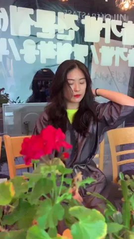 꽃보다아름다운 머리 그주인은 바로 당신입니다 #헤어스타일 #자연스런웨이브펌 #셋팅펌 #머리추천 #헤어추천 #헤어스타일추천 #청주미용실 #시내성안길 #호진팀장 #굵은느낌파마