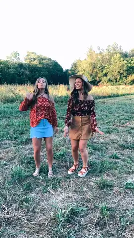 photo shoots w/ my bestie #fyp #duet @abigail.leonard