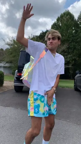 😂