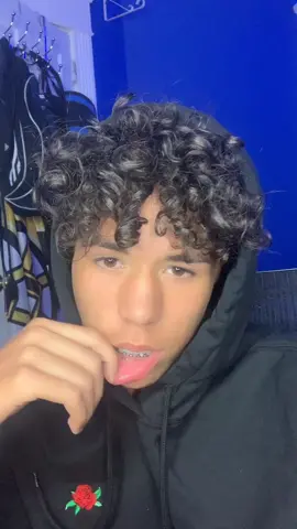 My tik tok is dying😭🥺🥺🥺#fyp #foyoupage