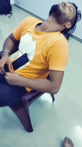 muze to laga ki me famous ho gya but ye sapna tha#treanding #BigBillionAnthem