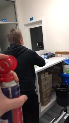 #airhorn PRANK ON MY DAD 🤣 #airhornprank #airhornchallenge #foryou #foryoupage #prank #featurethis #wow #fun #wow #prankwars #pranks #prank