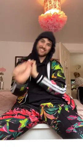 Drunk Love 🤩 liking all TikToks if you use my songs #hanbygang