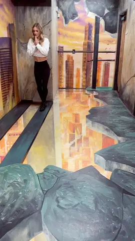 So scary... 😱 🤯 did u freak out?! #sarati #magic #foryou #trend #scary #featureme #fyp #tiktok #gravity #fall