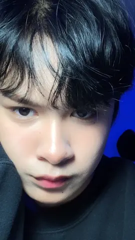 Is there any other asian boys with prominent fangs...if so start a chain😗✌🏻#asianboy ￼