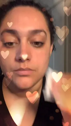 Stay hydrated my friends #skincare #moisturize #clearskin #hydratedskin