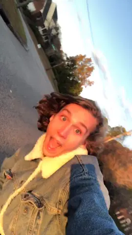 same hill, different song :) #foryou #skate