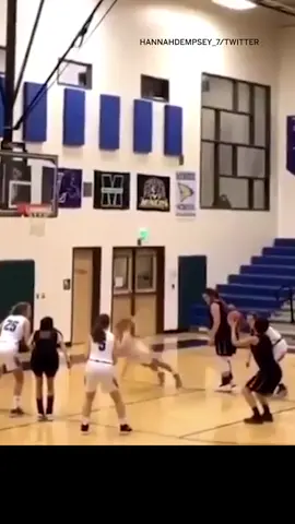 Chaos at the FT line 😂 She got back up like a champ, though! (via Hannahdempsey_7/Twitter) #scnottop10 #sports #fyp