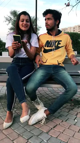 प्यार का इजहार वक्त रहते कर देना चाहिए,वरना बहुत देर हो जाती है❤️@shivamsingh_rajput #EduTok #Love #foryou #foryoupage