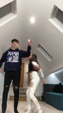 Sorry that’s what you get for bad dancing @morgz