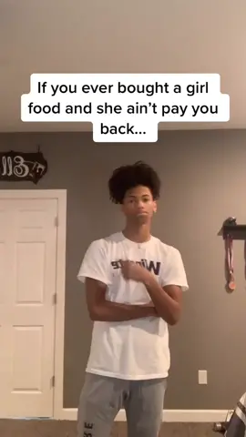 Nah fr tho these females be scammin😂 #foryourpage #fyp #viral #trending #funny #comdey #meme #4u @polo.boyy