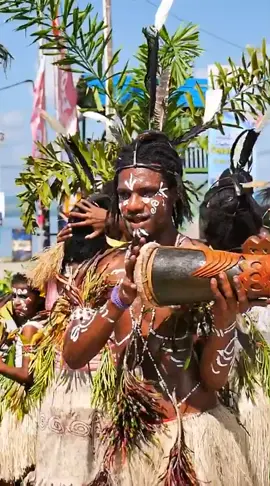 Tifa alat musik khas Papua, Nada Ritmik Khas Bumi Papua. #jelajahkotaku